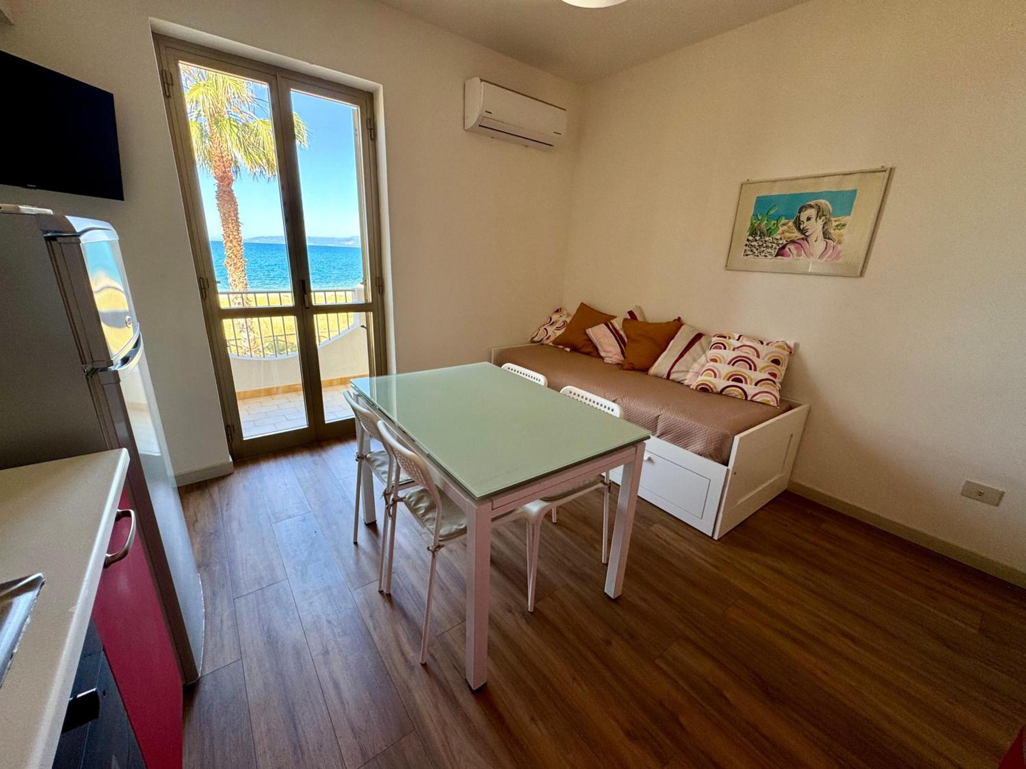 Caroni - Casa Sul Mare Apartment Caronia Marina Екстериор снимка